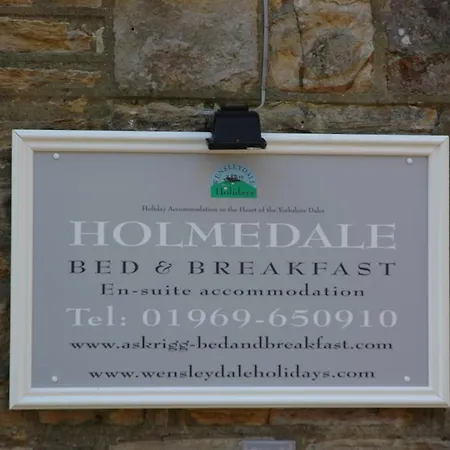 Holmedale Bed And Breakfast 4*