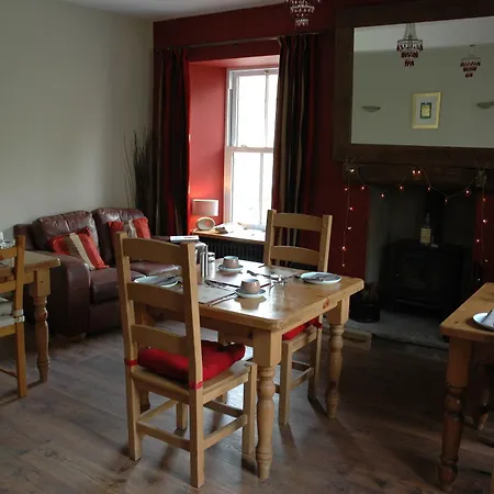 Bed & Breakfast Holmedale Bed And Breakfast 4*